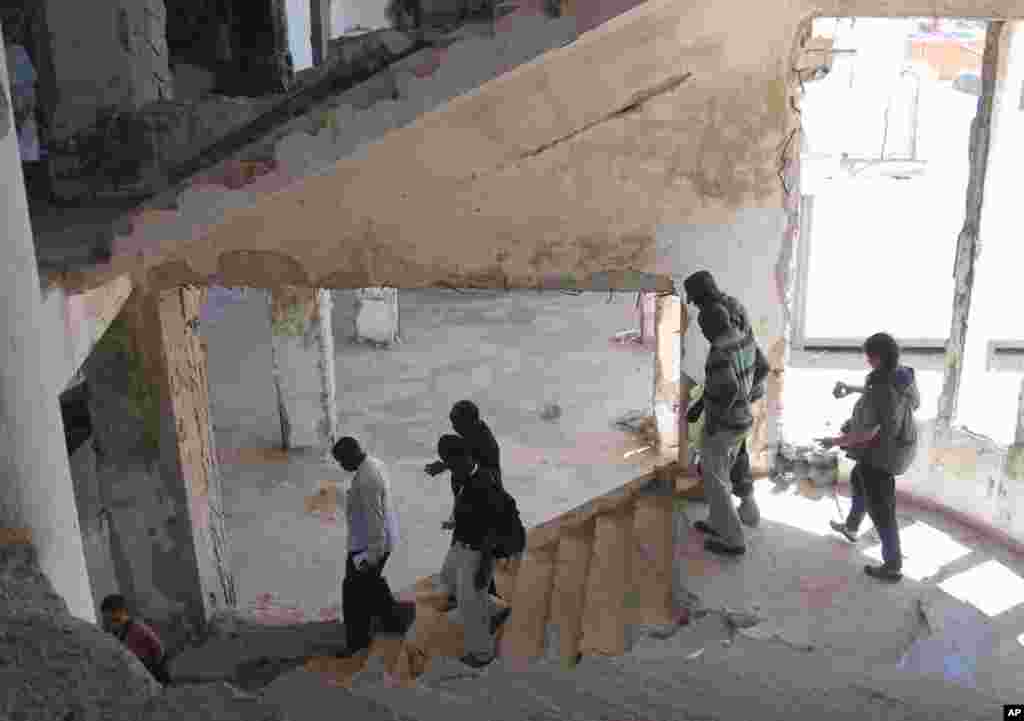 Every inch of the once-grand hotel complex has been destroyed. (P. Heinlein/VOA)