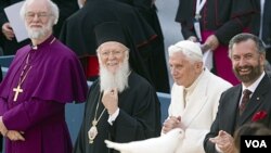 La reunión coincidió con el 25 aniversario del primer encuentro de ese tipo organizado por el Papa Juan Pablo II.