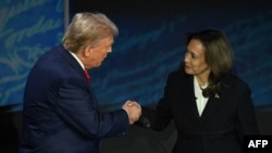 UMnu. Donald Trump loNkosikazi Kamala Harris bayaxhaqulana phambilini kwengxoxo-mpikiswano yabo ngoLwesibili