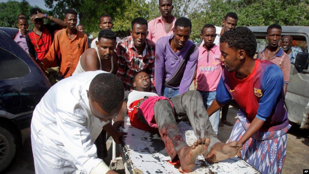 Seorang warga sipil cedera akibat bentrokan antara pasukan Somalia dan milisi yang setia kepada mantan pemimpin perang di Mogadishu.