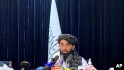 ذبیح الله مجاهد، سخنگوی گروه طالبان.