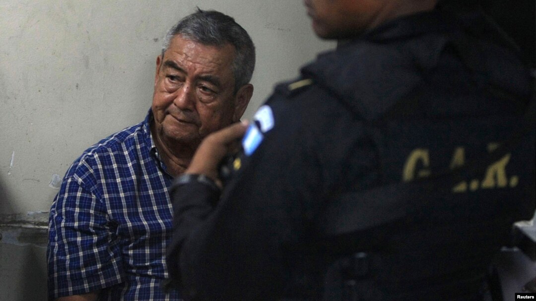 FILE - Suspect Waldemar Lorenzana Lima (L) sits after his arrest in Guatemala City, April 26, 2011. 