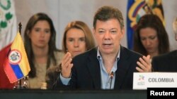 El presidente Juan Manuel Santos le ha dado plazos al proceso de diálogo con la guerrilla, que se opone a esos términos.