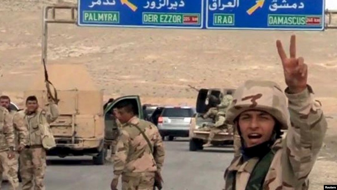 Lực lượng Syria tiến vào thành phố cổ Palmyra.