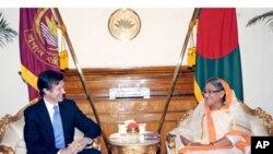 বাংলাদেশের প্রধানমন্ত্রীর সঙ্গে দেখা করেছেন যুক্তরাস্ট্রের সহকারী পররাষ্ট্রমন্ত্রী রবার্ট ব্লেইক