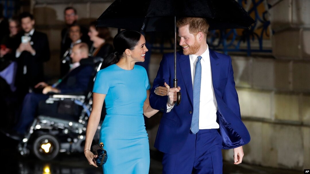 Pangeran Harry dan Meghan Markle tiba di acara penghargaan tahunan Endeavour Fund Awards di London, 5 Maret 2020. 