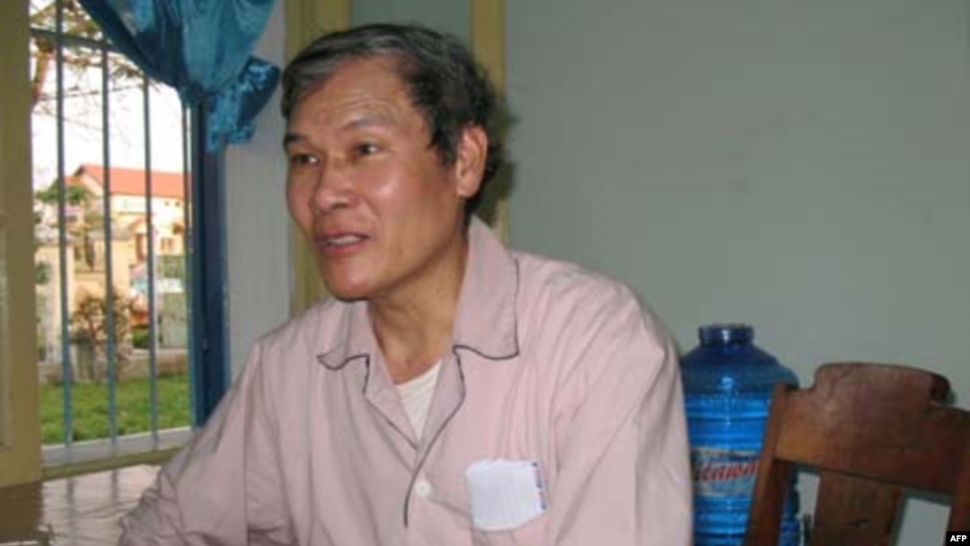 Linh mục Nguyễn Văn Lý tại Nhà Chung thuộc Tòa Tổng giám mục Huế (ảnh chụp ngày 15/3/2010)