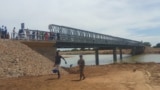 The states of Gogrial, Tonj and Wau are now connected by the new bridge in Kuajob. (Waakhe Simon Wudu/VOA) 