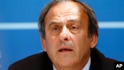 Michel Platini à Monaco, le 28 août 2015. (AP Photo/Claude Paris)