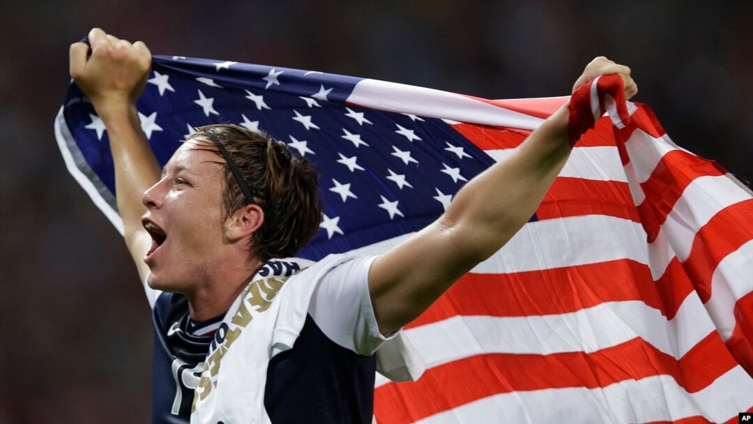 La delantera estadounidense Abby Wambach ganó futbolista femenina del año de la CONCACAF.