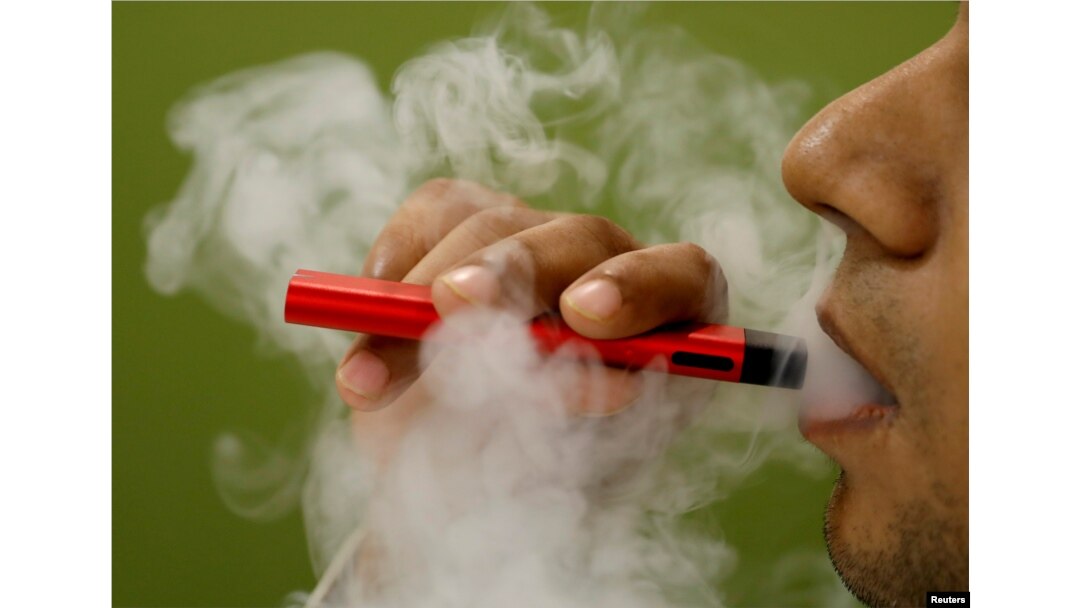 elfbar nachfüll pod läuft aus At tobacco industry forum, panic over possible e-cigarette ban main image 0