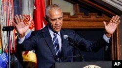 El expresidente Barack Obama habla durante un evento en la Academia Militar de Estados Unidos en West Point, el jueves 19 de septiembre de 2024, en Nueva York.