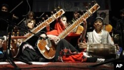 2010-yildan beri Kobulda Milliy musiqa instituti ishlaydi. O'zining orkestri bor.