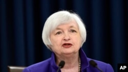 Direktur Bank Sentral Amerika Janet Yellen di Washington DC (16/12).