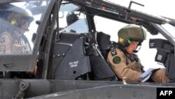 Şahzadə Harri hərbi təlimlərə davam edir