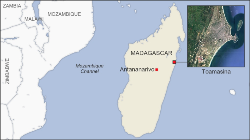 Un ministre malgache nage pendant des heures après le crash de son hélicoptère