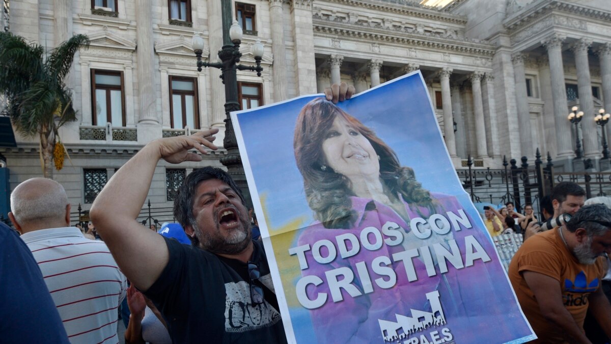 Zv Presidentja e Argjentinës  Kirchner  gjendet fajtore    dënohet me 6 vjet burg