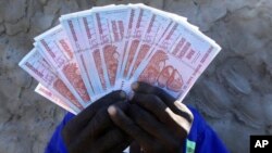Vanhu vanonzi vari kuramba ma bond note vachiti haana kusiyana nema bearer check ayo anonzi akanga asina huremu hwemari
