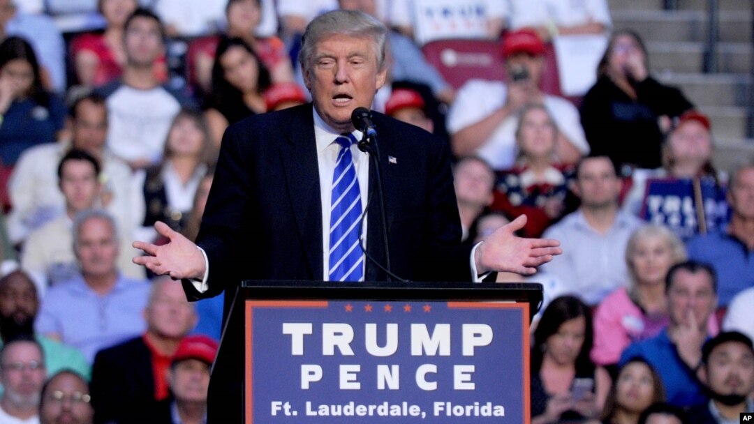 Donald Tramp Floridada saylovchilar bilan uchrashmoqda, 10-avgust, 2016-yil.