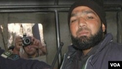 Terdakwa pembunuh gubernur Punjab, Mumtaz Qadri dijatuhi hukuman mati (1/10).