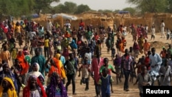 Les personnes déplacées dans un camp de la ville de Diffa, au Niger, 18 juin 2016.