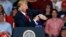 Tổng thống Trump tại một cuộc vận động bầu cử hôm 5/11/2018