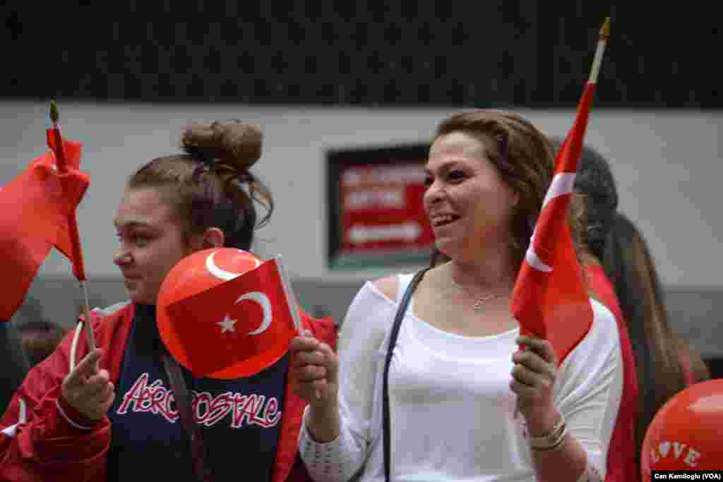 New York'ta Türk Günü Yürüyüşü (21 Mayıs 2016, Cumartesi)