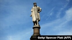 La statue de Christophe Colomb à l'entrée de Central Park le 23 août 2017.