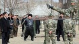 Lãnh tụ Triều Tiên Kim Jong Un thăm Học viện quân sự Kang Kon, tại Bình Nhưỡng.