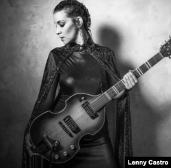 Por Guatemala Gaby Moreno se suma a la causa. Foto Instagram de la artista.