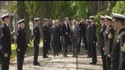 ပါကစ္စတန်မှာလုပ်တဲ့ ဖက်ရှင်ရှိုး စသည် ...