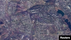 Satellite image of Makiivka in the aftermath of shelling in which members of Russian military personnel were killed