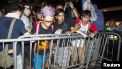 'Yan majalisar magoya bayan demokradiya a Hong Kong.