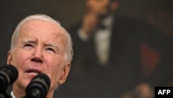 Presiden AS Joe Biden berbicara mengenai serangan teroris terhadap Israel dalam sebuah kesempatan di Gedung Putih, Washington, DC, pada 7 Oktober 2023. (Foto: AFP/Jim Watson)