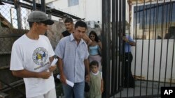 Los cubanos recibieron esta noticia en medio de dudas e incertidumbre por el futuro de la inmigración hacia Estados Unidos