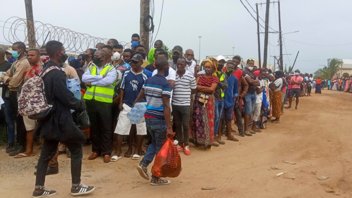 Photo of Juhoafrickí vodcovia sa zaviazali, že budú konať proti islamskému povstaniu v Mozambiku