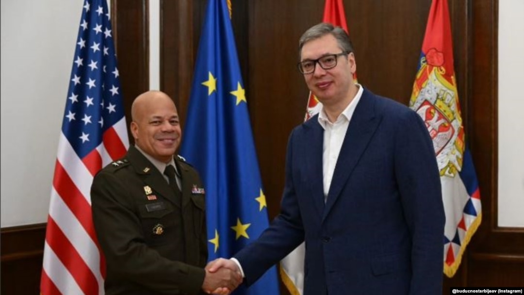 Sastanak predsednika Srbije Aleksandra Vučića i komandanta Nacionalne garde Ohaja general-majora Džona Harisa (foto: Instagram)