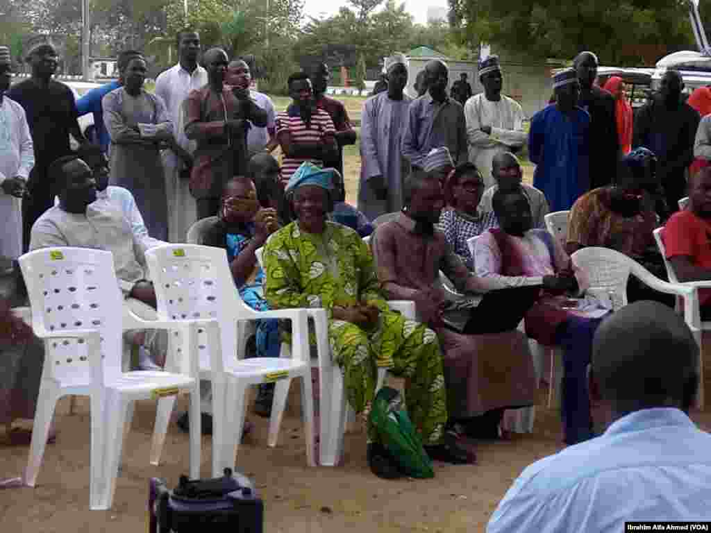 &#39;Yan Kungiyar BBOG A Dandalin Unity Fountain Inda akayi bikin Murnar &#39;Yan Matan Chibok da aka Sako