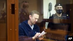 Opozitari rus Alexei Navalny gjatë seancës gjyqësore në Moskë
