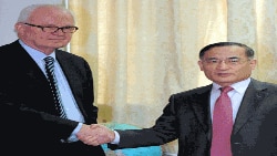 위성락 본부장과 회담하는 보즈워스 특사