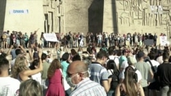 İspanya’da Maskesiz Maske Karşıtı Protesto