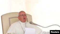 Pope Francis leads the Wednesday general audience in Saint Peter's square at the Vatican, Aug. 29, 2018. 