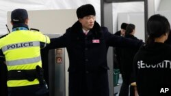 A North Korean delegation including 10 athletes of North Korean Olympic team, arrive at the Gangneung Olympic Village of the PyeongChang Winter Olympic Games 2018, in Gangneung, South Korea, Feb. 1, 2018. 