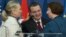 Serbian Prime Minister Ivica Dacic (C), U.S. Secretary of State Hillary Clinton and EU foreign policy chief Catherine Ashton (R) speak during a news conference at the Palace of Serbia in Belgrade October 30, 2012.