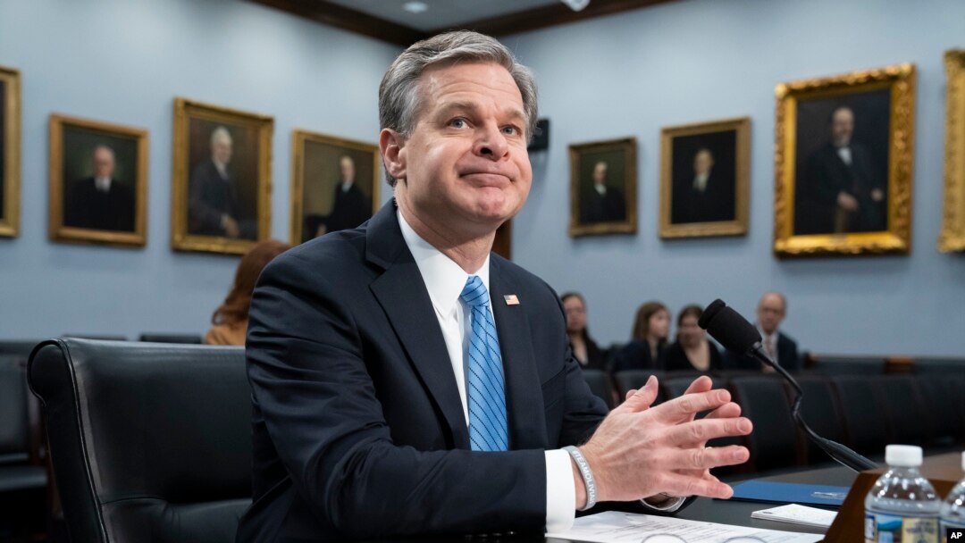 Christopher Wray, director del FBI testifica en el Congreso de EE.UU. el jueves, 4 de abril de 2019.