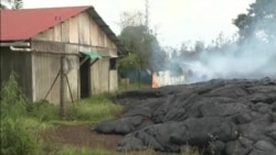 Lava llega a una casa
