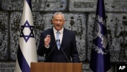 El líder del Partido Azul y Blanco, Benny Gantz, después de que el presidente israelí Rueven Rivlin le dio un mandato para formar un nuevo gobierno en Jerusalén, el miércoles 23 de octubre de 2019. 