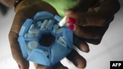 Trajtimi i hershëm kufizon përhapjen e virusit HIV