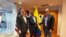 El embajador de Colombia en Estados Unidos, Daniel García-Peña (izq), el canciller Luis Gilberto Murillo Murillo y el delegado de la administración Trump para América Latina, Mauricio Claver-Carone. Foto de la Cancillería de Colombia del 28 de enero de 2025.