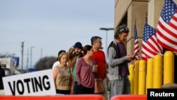 Early voting in Columbus, Ohio